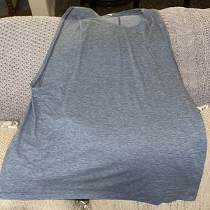 Lululemon muscle tee
